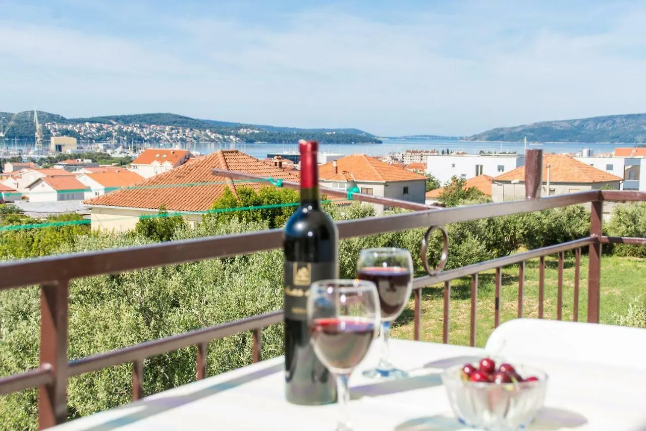 Apartments Silva Trogir