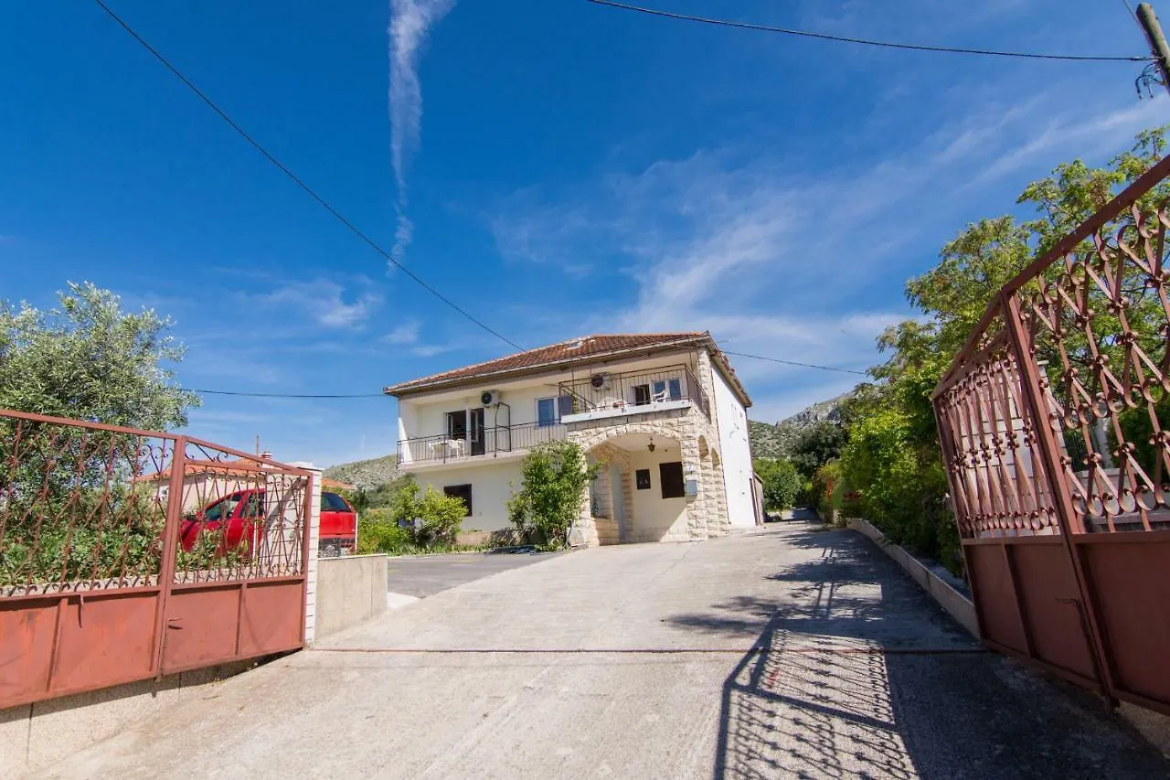 Apartments Silva Trogir