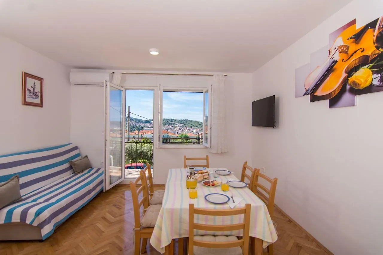 Apartments Silva Trogir Chorvatsko