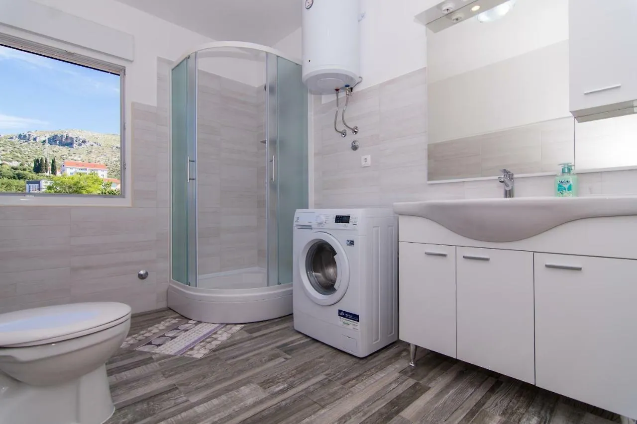 Apartments Silva Trogir